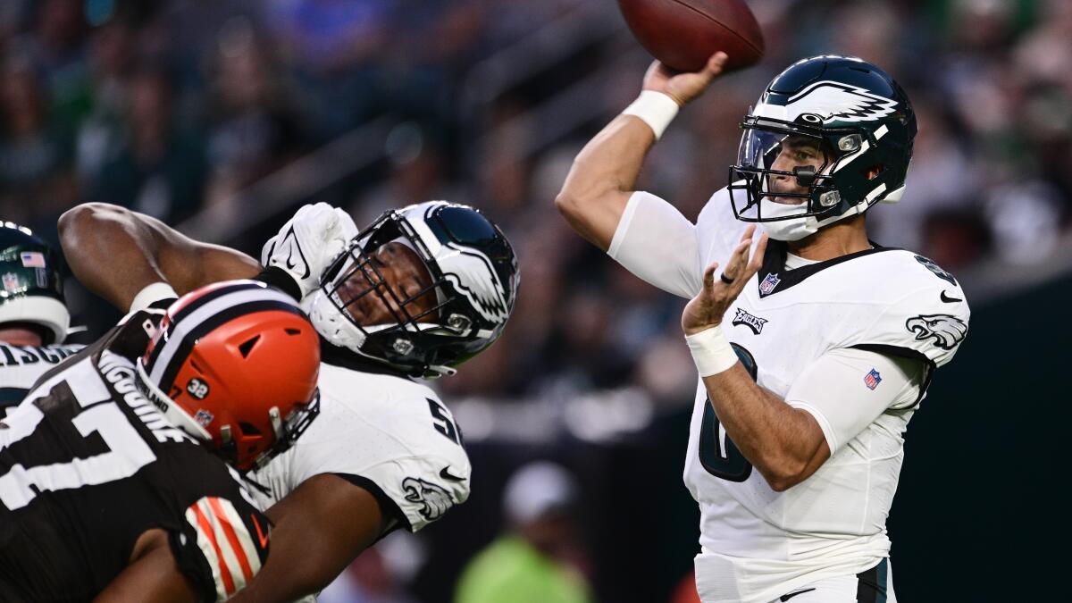 Backups Mariota, Thompson-Robinson struggle as starters rest in Eagles-Browns  18-18 preseason tie - The San Diego Union-Tribune