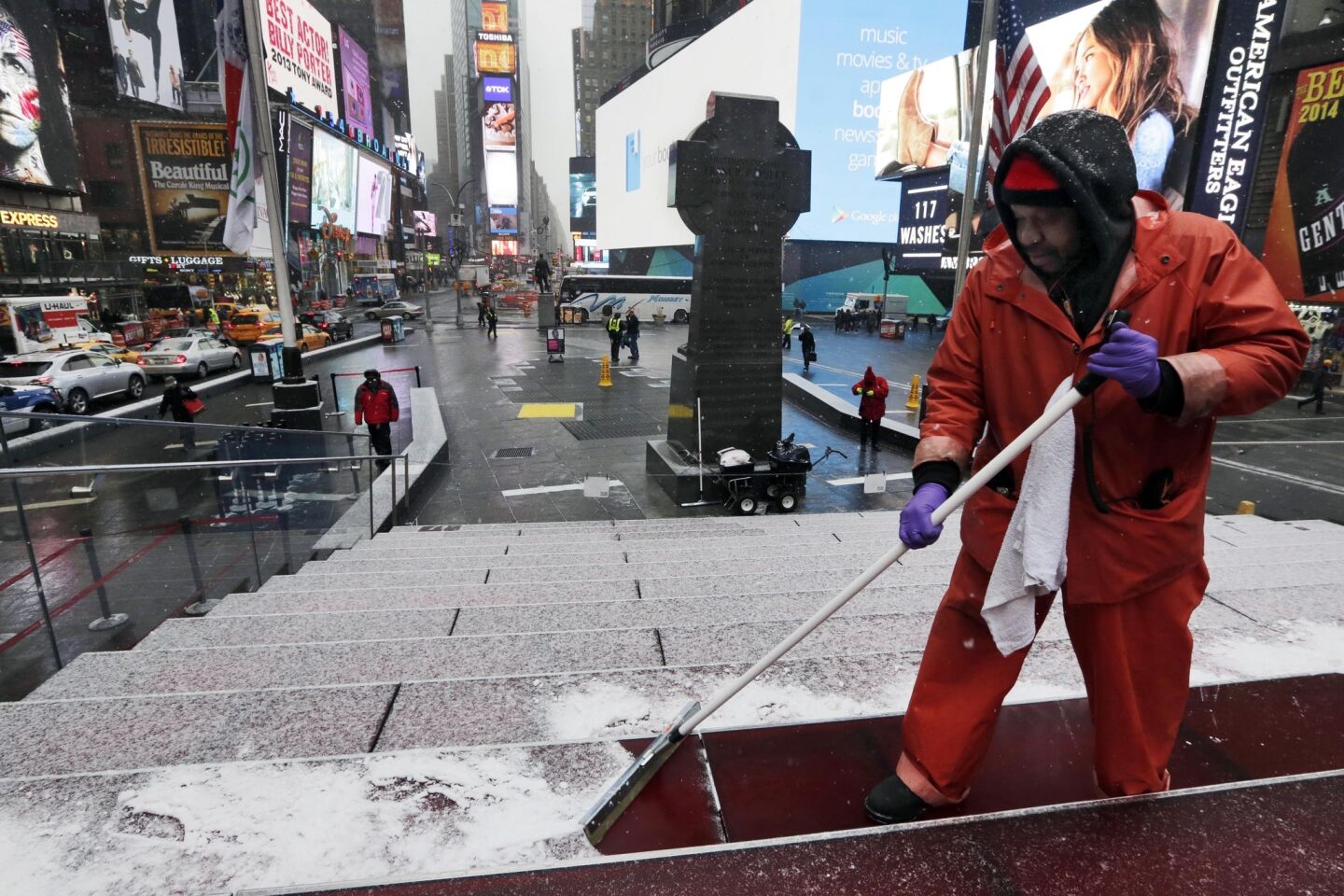 New York Snowstorm Will Be One Of Biggest In City History De Blasio Warns Los Angeles Times