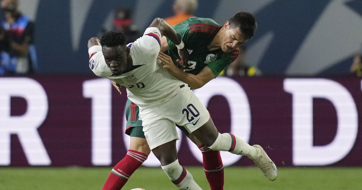 Folarin Balogun gets taste of U.S.-Mexico rivalry as USMNT advances to CONCACAF Nations League final
