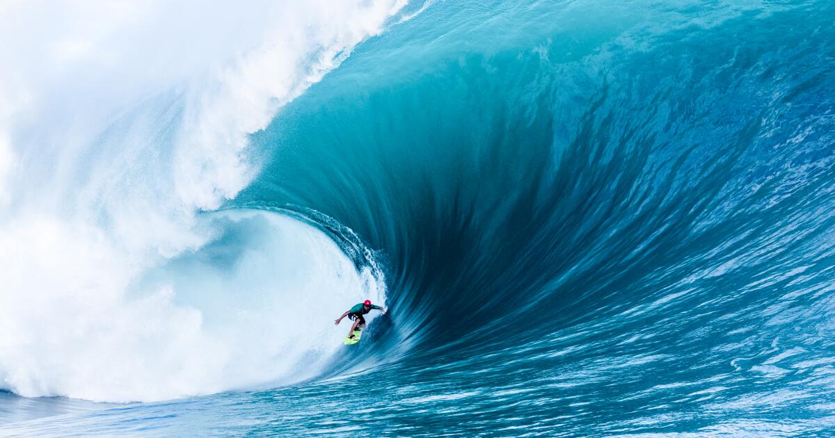 SoCal surfers will face world’s ‘heaviest wave’ on U.S. Olympic staff