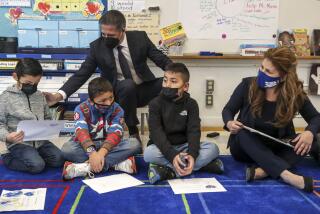 North Hollywood, CA - February 17: LAUSD new superintendent Alberto M. Carvalho visits a classroom at Fair Avenue Elementary School on Thursday, Feb. 17, 2022 in North Hollywood, CA. (Irfan Khan / Los Angeles Times)