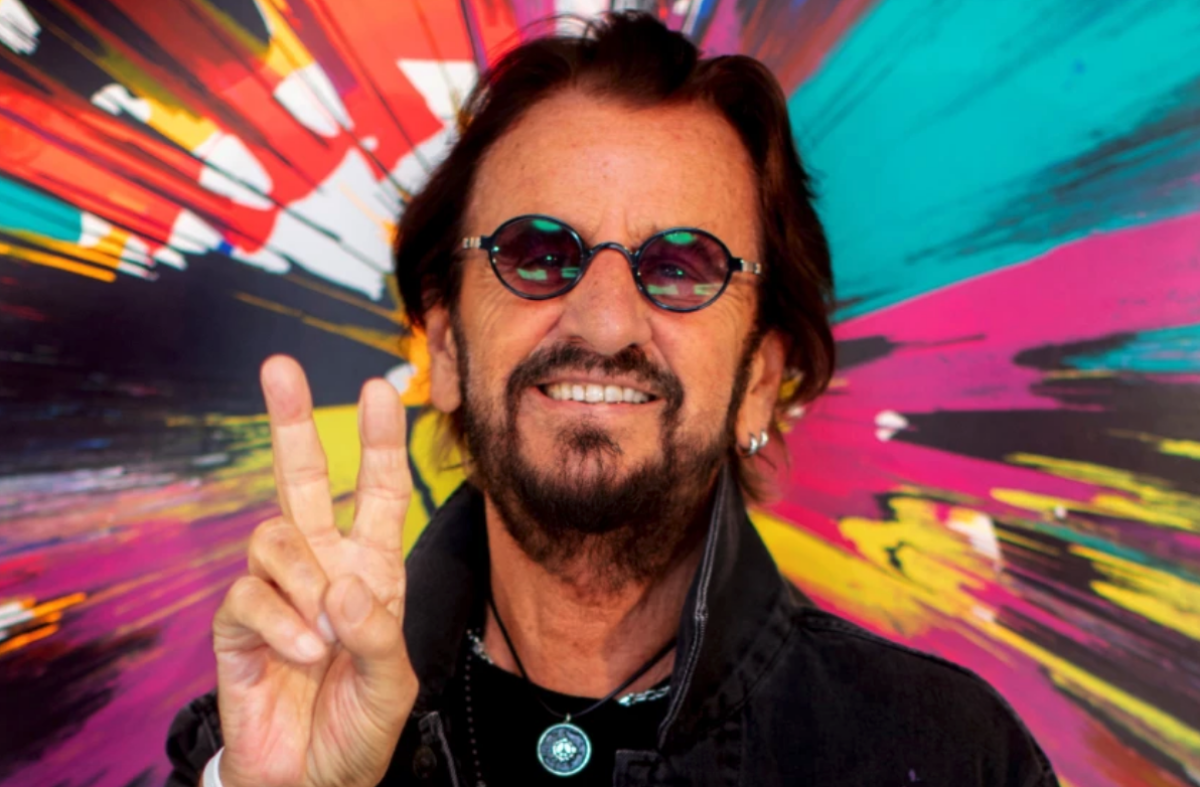  el exbaterista de The Beatles, Ringo Starr, 