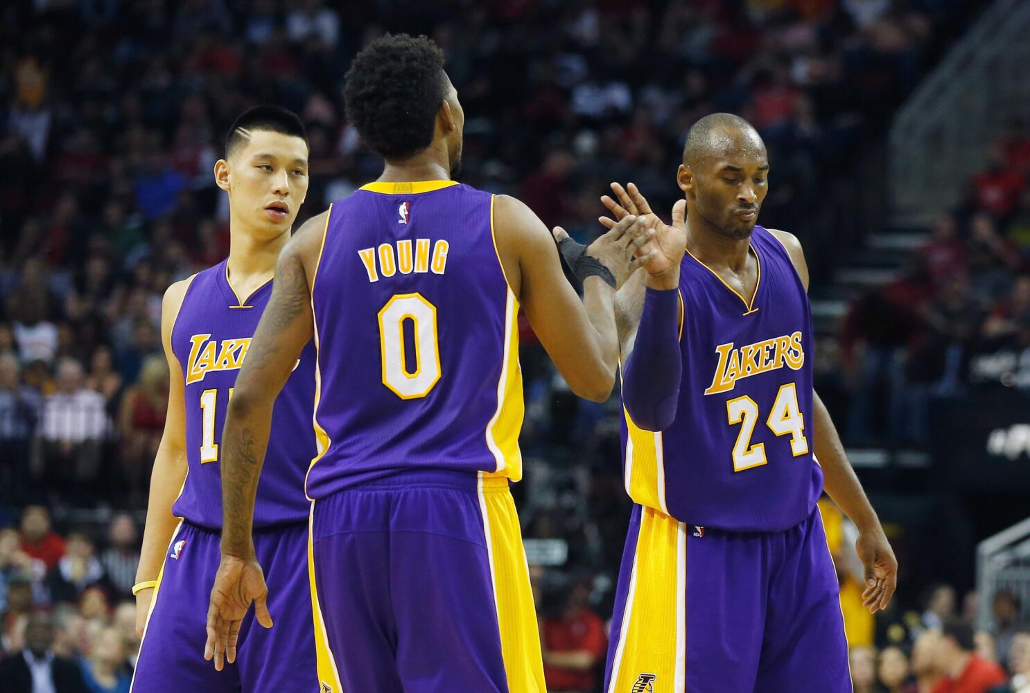 L.A. Lakers' Kobe Bryant shouts expletives at Jeremy Lin and