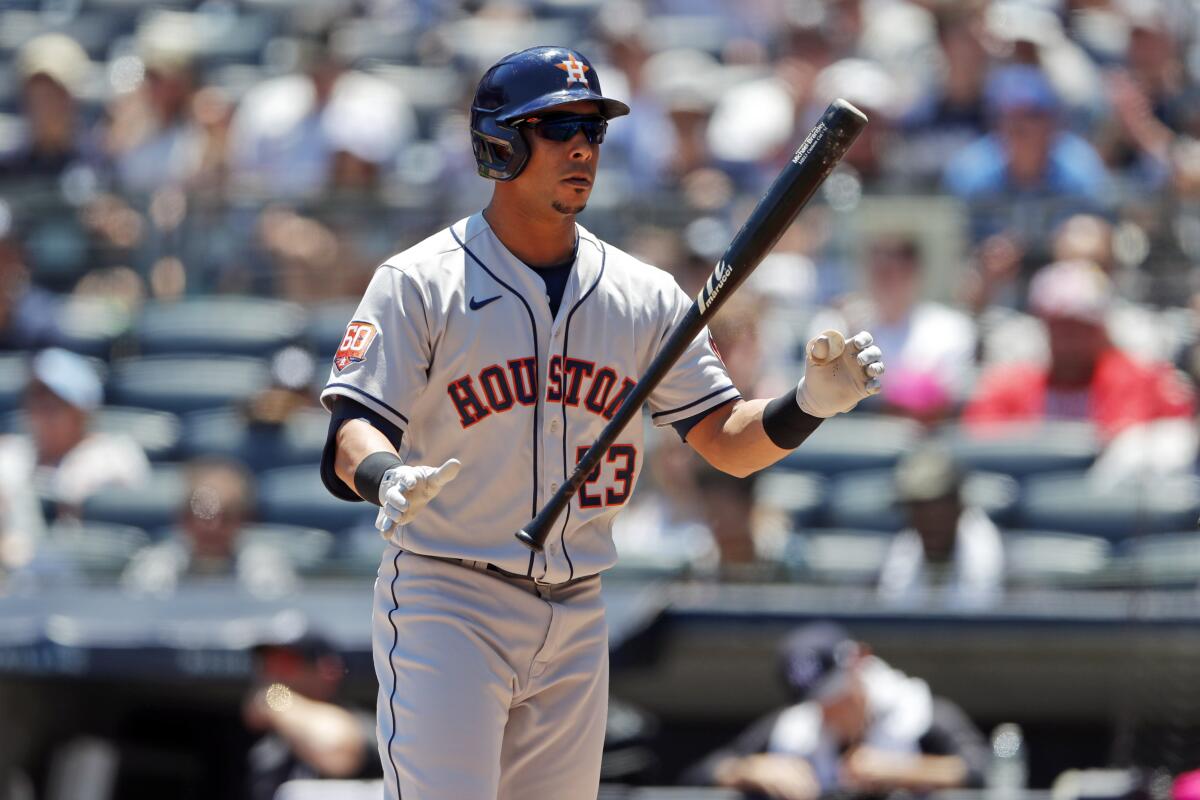 Houston Astros: Replacing Michael Brantley