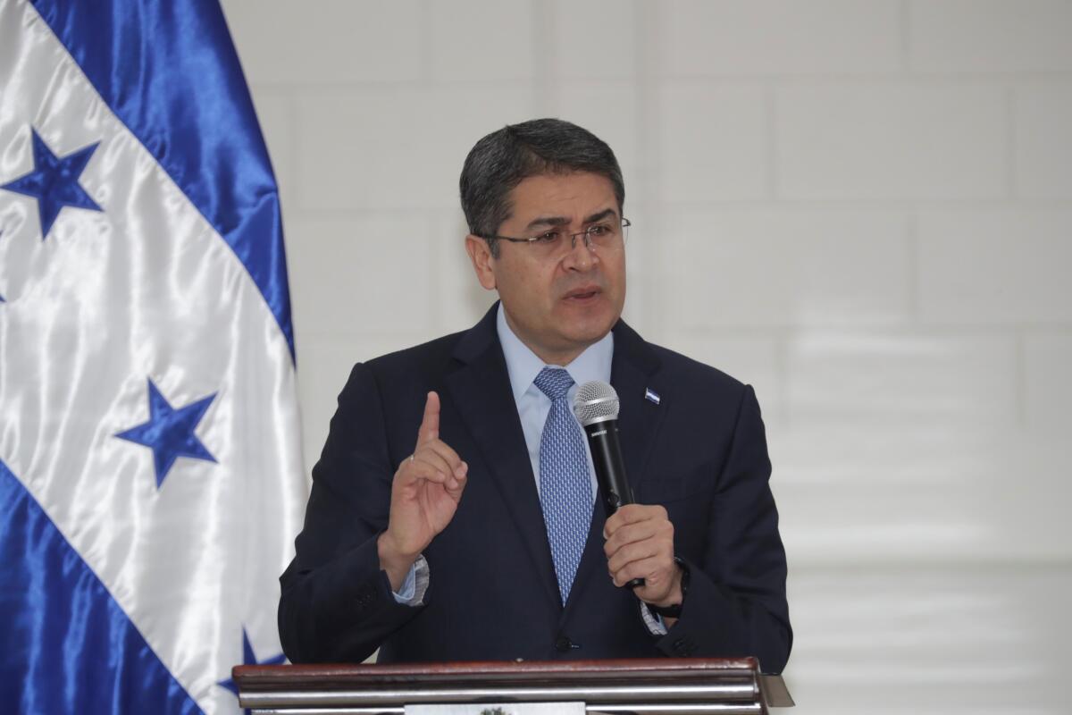 Honduras anuncia que México donará vacunas y agradece a El Salvador e Israel