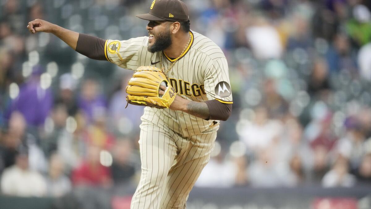 Padres Daily: A hard-hitting loss; rain could complicate schedule; Pedro  Avila's role; Big Four failure - The San Diego Union-Tribune