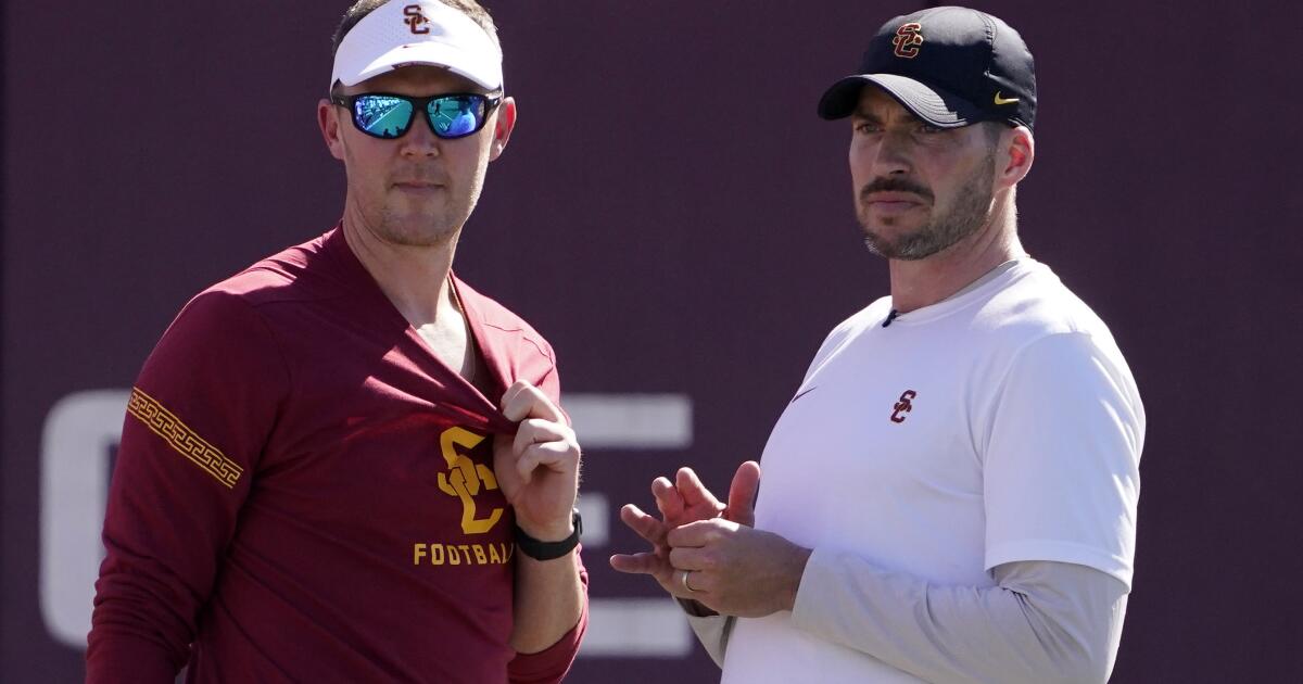 Alex Grinch: From USC’s Disappointing Defensive Coordinator to Wisconsin’s Safeties Coach