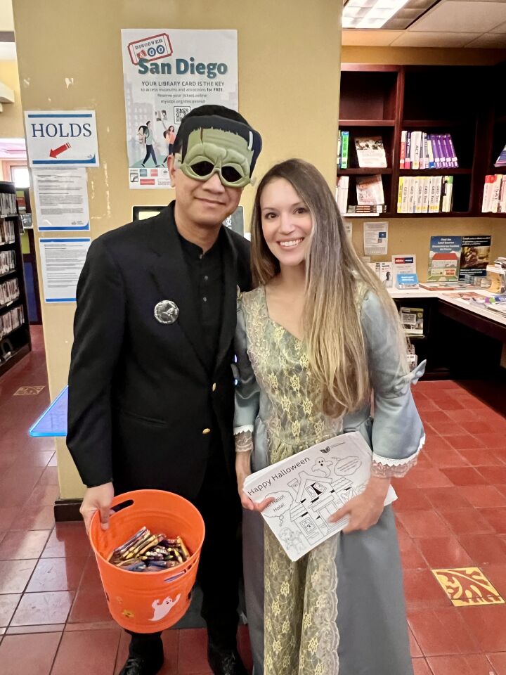 Library Trick or Treat 5.jpg