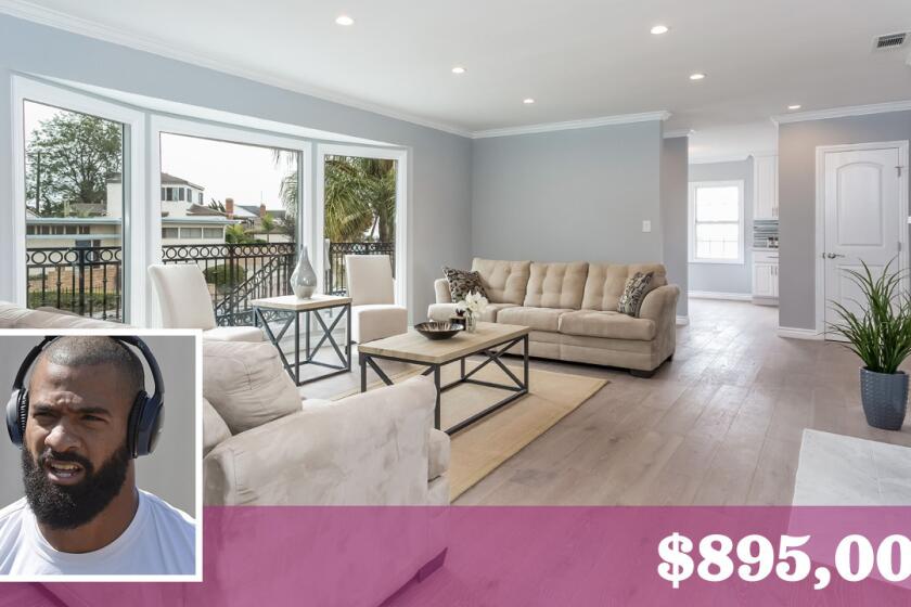 Former Beverly Hills High School star and NFL linebacker Spencer Paysinger has paid $895,000 for a renovated Traditional-style home in south L.A.