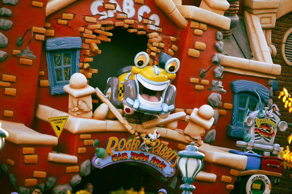 Disneyland Disney Rides Every ride at Disneyland, ranked - Los Angeles Times