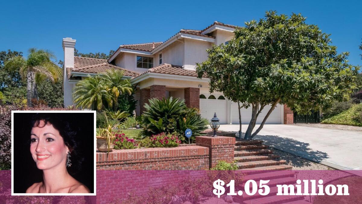 Soap star Robin Strasser has sold her home in the Newbury Park area of Thousand Oaks for $1.05 million.