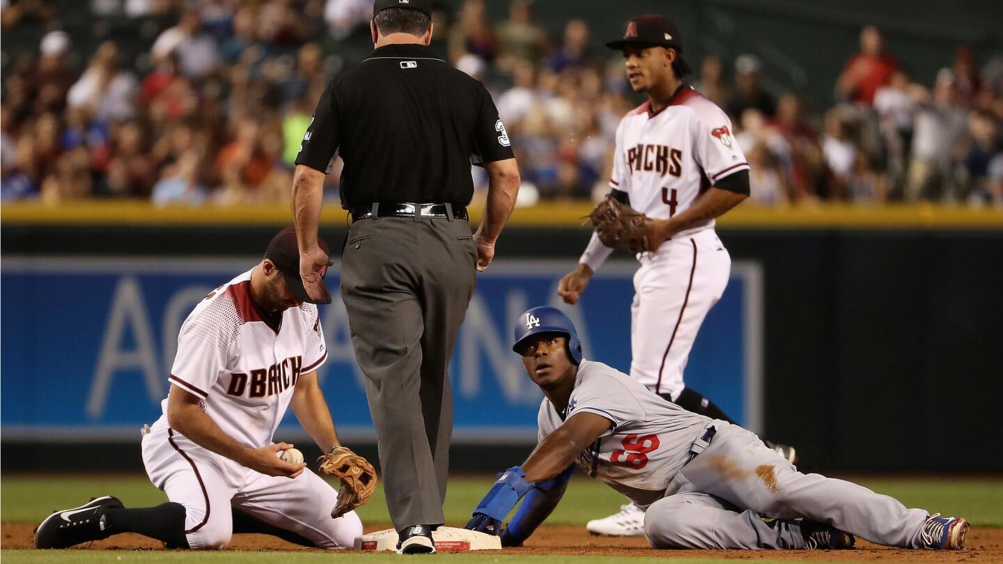 Yasiel Puig, Adam Rosales