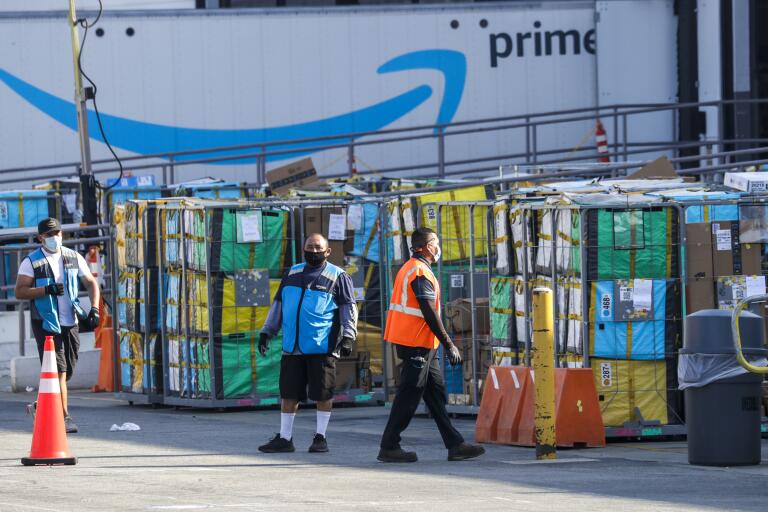 Amazon knew of warehouse injury problem, Senate probe finds - Los ...