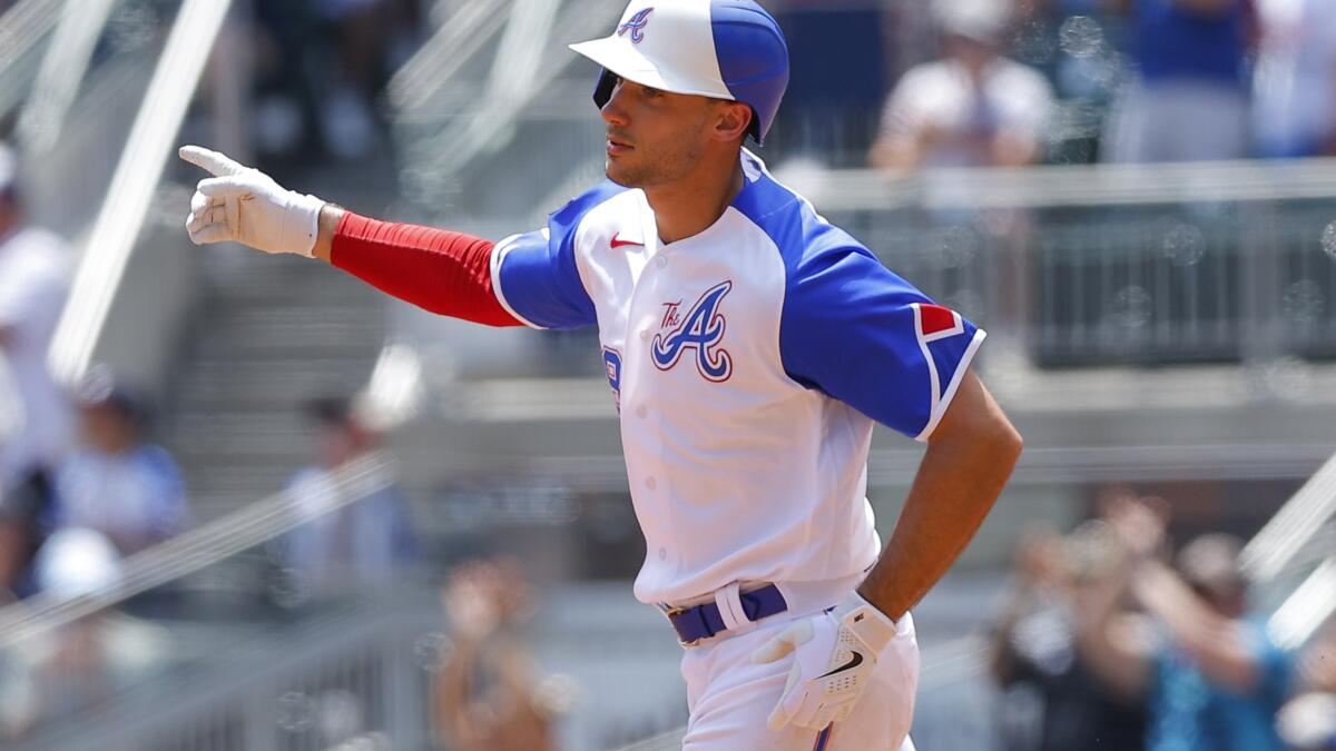 Olson conecta par de jonrones, Bravos barren a Cerveceros con victoria 8-6  - San Diego Union-Tribune en Español