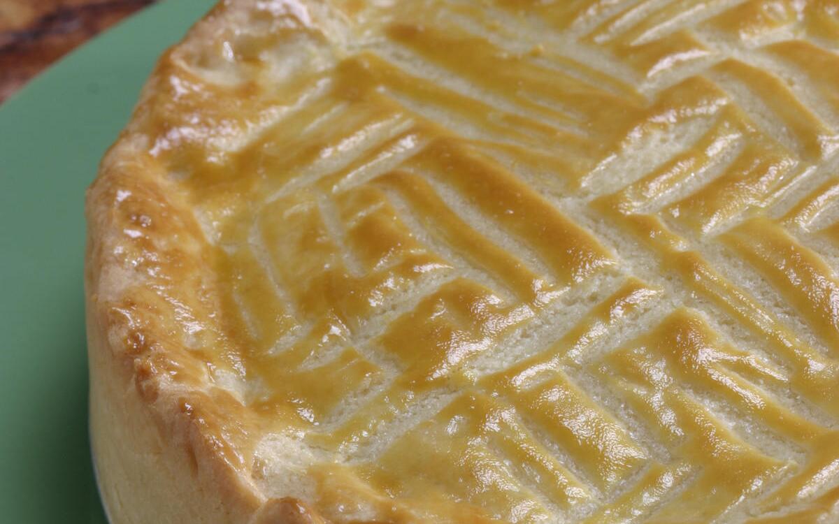 Caramelized-apple gateau basque Recipe - Los Angeles Times