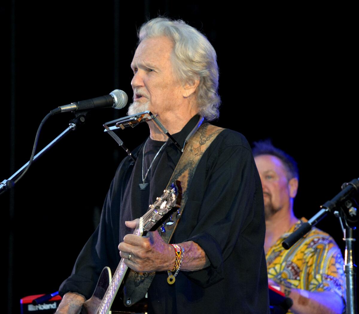 Among the highlights of Kris Kristofferson’s performance at the Starlight Bowl on Saturday was his song “Me and Bobby McGee.”