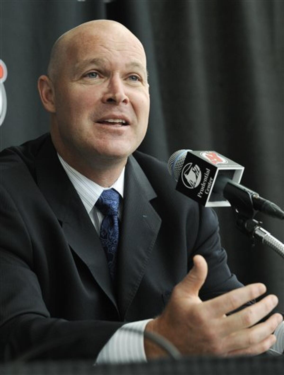 Islanders hire Devils great John MacLean to coaching staff