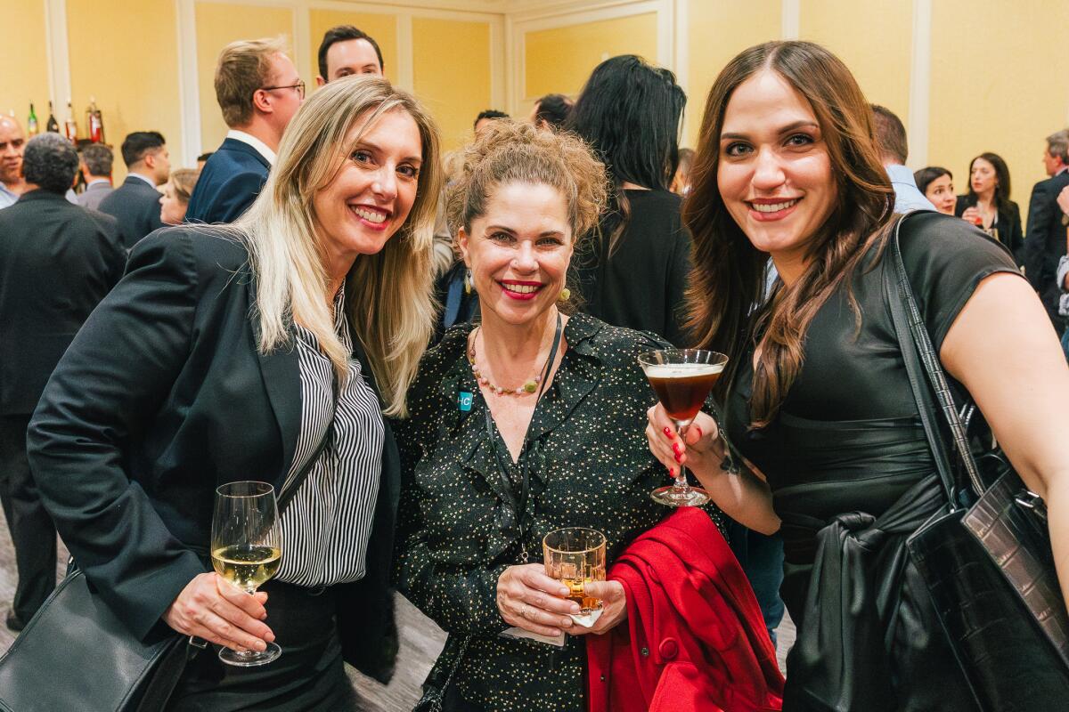 laura Johnson, Brenda Elle, Melanie Fisher