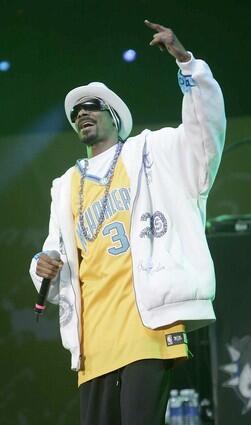 Wango Tango, Snoop Dogg