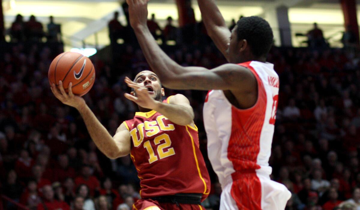 Julian Jacobs (12) and the USC men's basketball team will return to action Tuesday night against Vermont.
