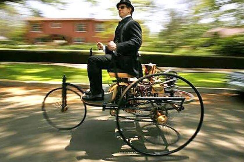 Columnist Dan Neil takes a trip into the past while riding through Pasadena on a reproduction of the first automobilethe 1886 Benz Patent Motor Car.