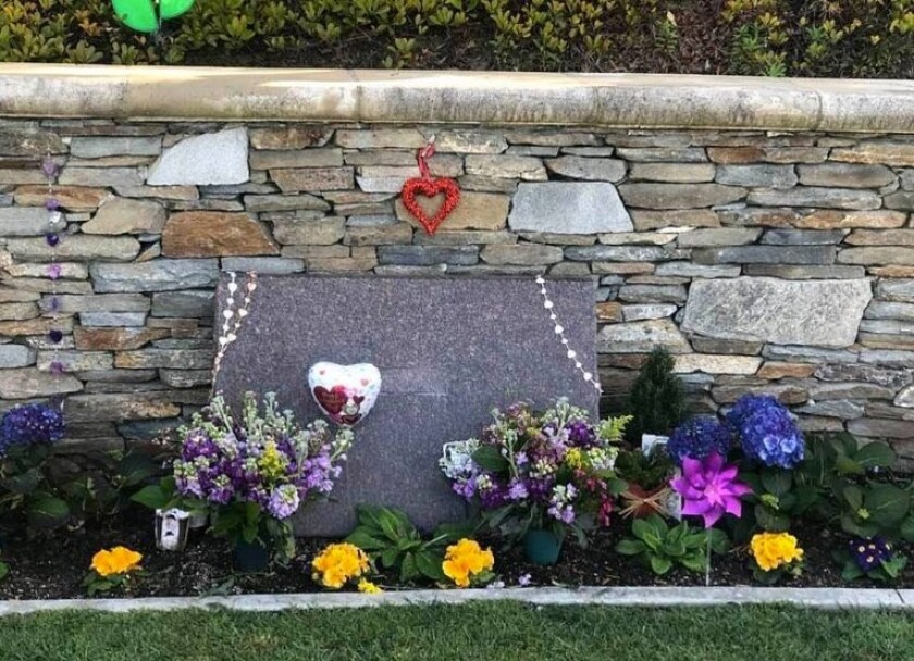 Corona Del Mar Cemetery Denies Reported Location Of Kobe And Gianna Bryant Grave Los Angeles Times Corona Del Mar Cemetery Denies Reported Location Of Kobe And Gianna Bryant Grave Los Angeles Times