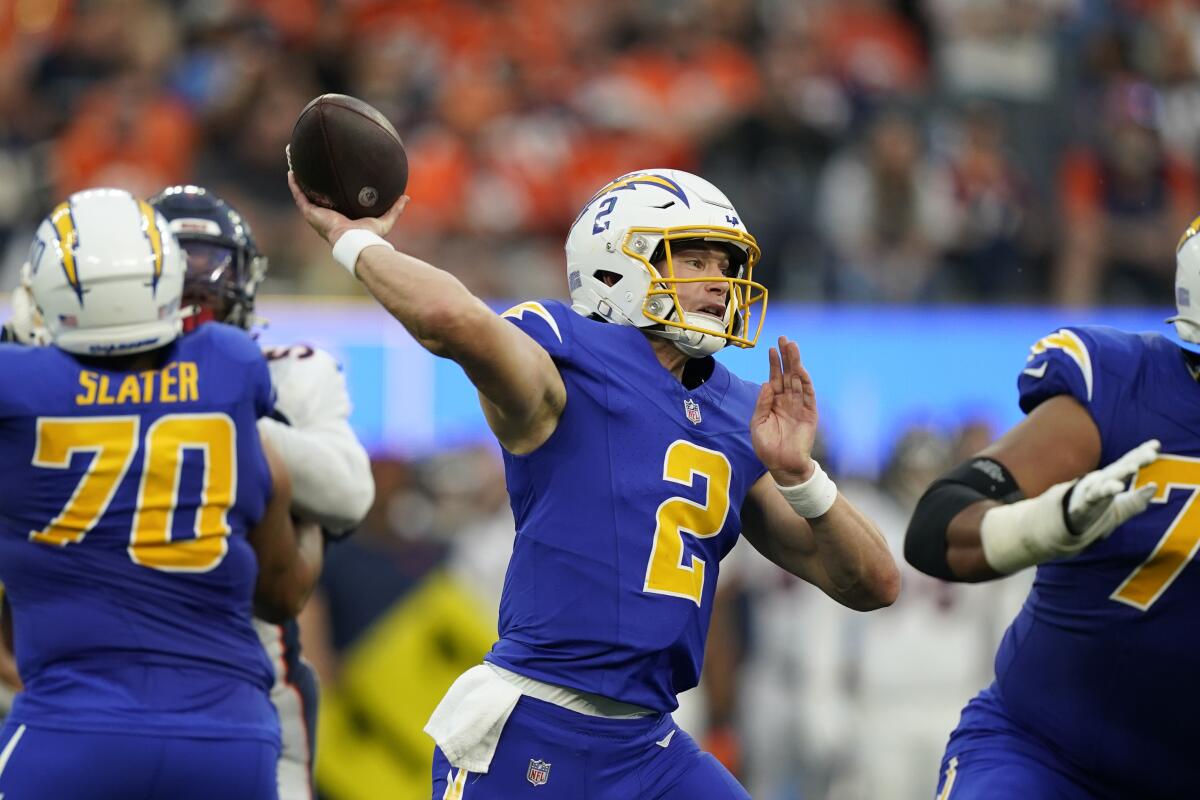 Vikings get improved quarterback play from Nick Mullens, but their playoff  hopes take a hit - The San Diego Union-Tribune
