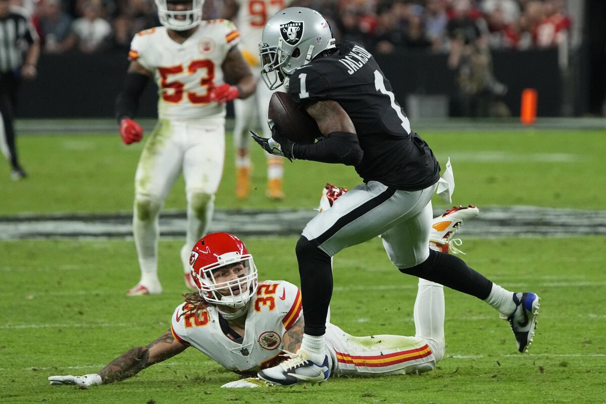 Jackson fumbles chance to play hero's role in Raiders debut - The San Diego  Union-Tribune