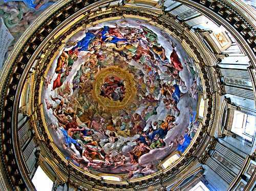 The high Italian Baroque dome of the Chapel of St. Gennaro in the Naples Cathedral. Read more: Naples' Baroque glory
