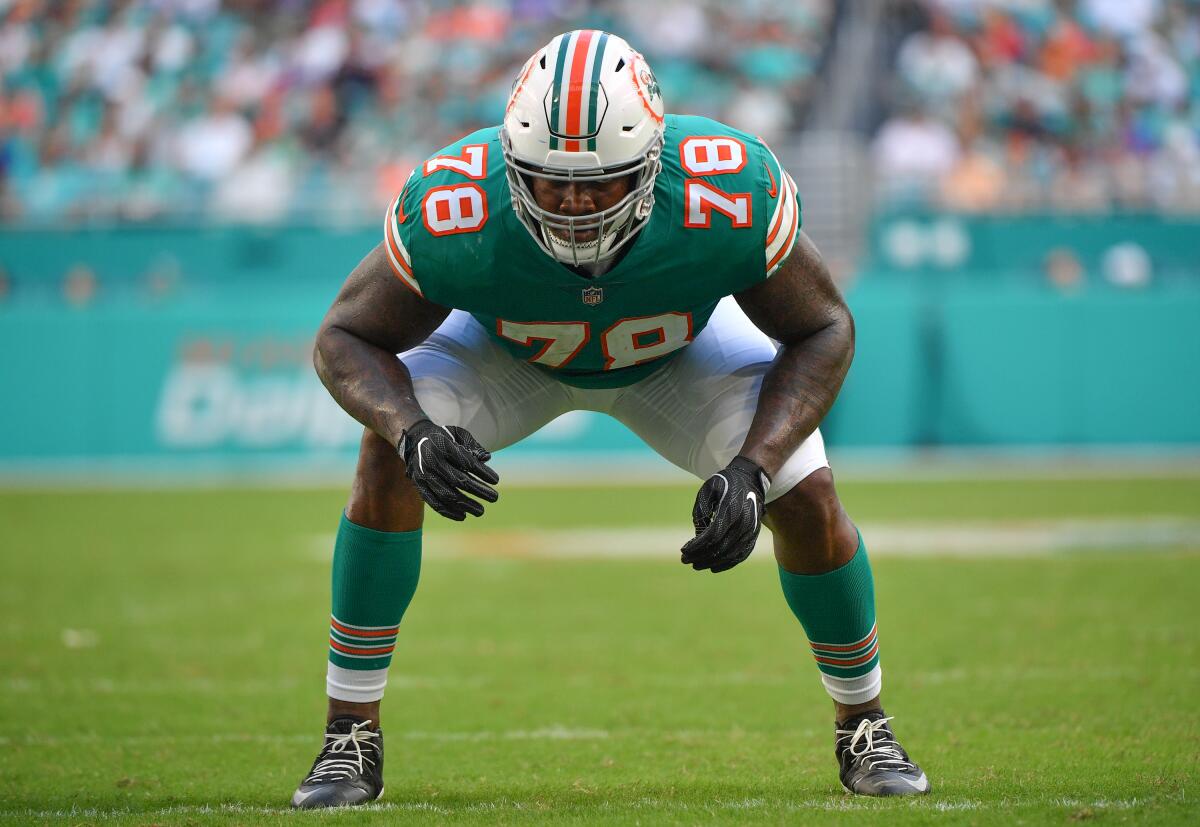 Laremy Tunsil in action for the Miami Dolphins against the Buffalo Bills on Dec. 2, 2018.