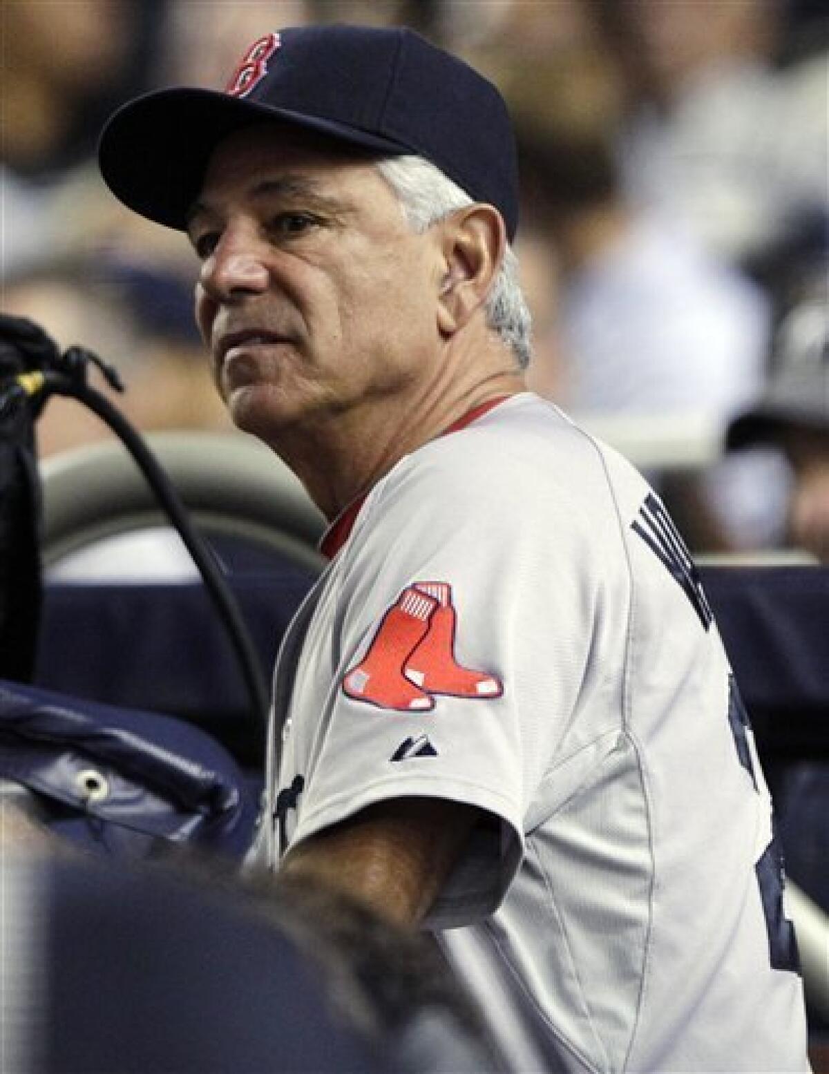 RED SOX: Bobby Valentine criticizes Kevin Youkilis, then apologizes