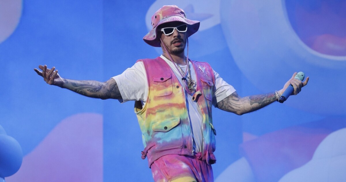 J Balvin y Don Omar lamentan la muerte del productor Flow la Movie