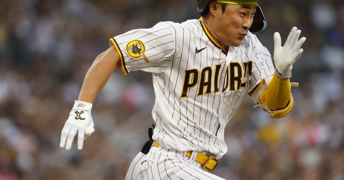 Japanese Baseball Cards: Kim Ha-seong of the San Diego Padres