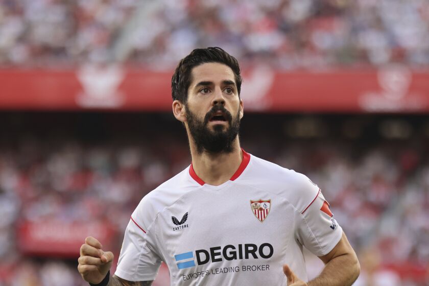 FILE - Sevilla's Isco Alarcon during a Spanish La Liga soccer match between Sevilla and Rayo Vallecano at the Ramon Sanchez-Pizjuan stadium in Sevilla, Spain, Oct. 29, 2022. Former Real Madrid star Isco Alarcon’s surpise move to Union Berlin was called off just before completion Tuesday, Jan. 31, 2023 with club and player representatives each accusing the other of collapsing the deal. (AP Photo/Jose Luis Contreras Navarro, File)