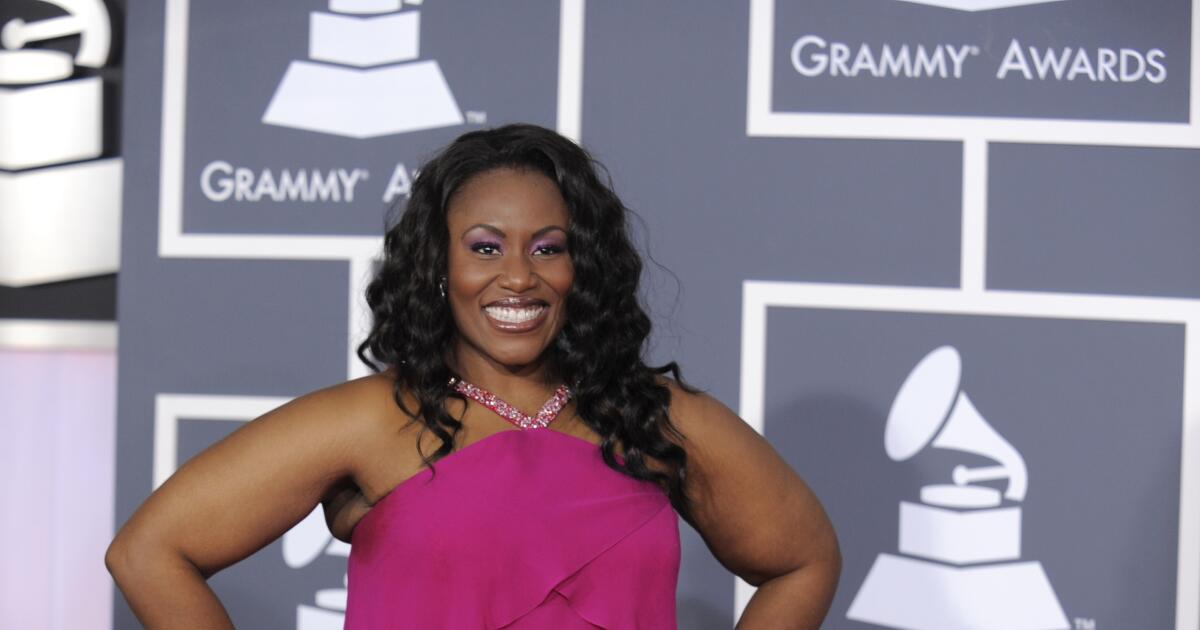 Mandisa’s father provides eulogy: Singer’s dying showed ‘no signs’ of self-damage