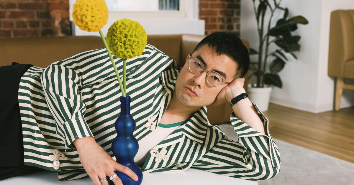 Bowen Yang on the ‘SNL’ impression he tried to speak his approach out of Bowen Yang on the ‘SNL’ impression he tried to speak his approach out of