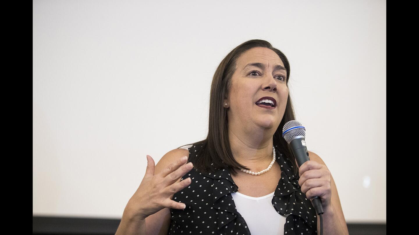 Photo Gallery: Erin Gruwell visits students at Back Bay High School