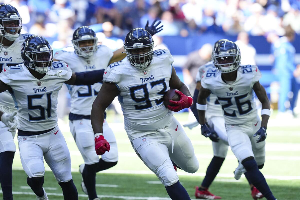 Titans try to streak into bye after climbing back to .500 - The San Diego  Union-Tribune