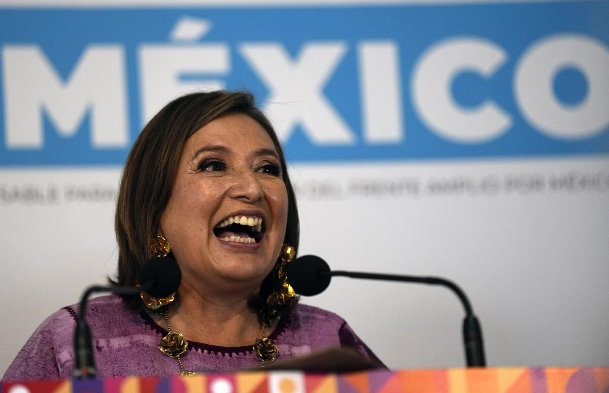 ARCHIVO - La senadora Xóchitl Gálvez, aspirante a la presidencia de la oposición,