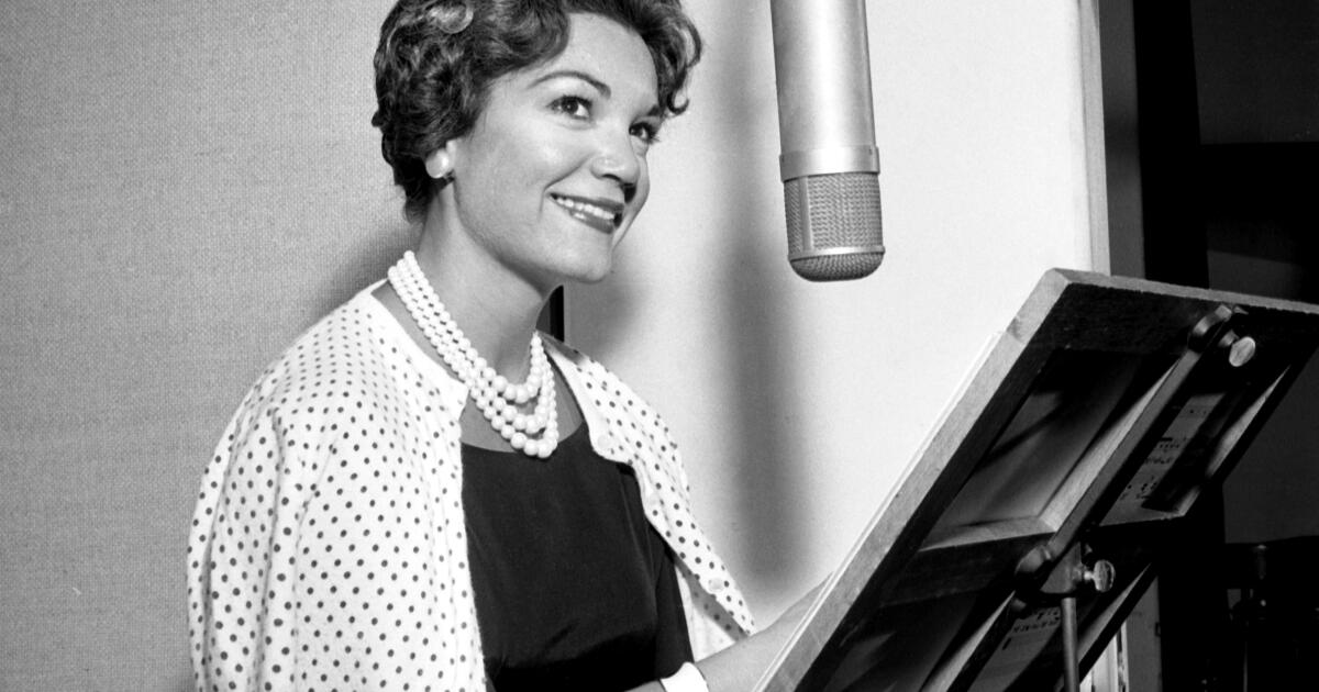 Connie Francis, legendary singer of 'Who's Sorry Now?' and 'Where the Boys Are,' dies at 87