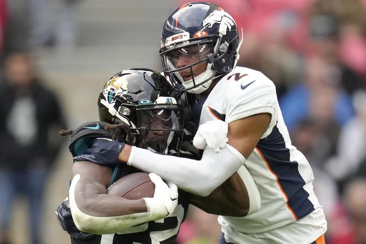 Simmons insists Broncos' stellar defense must do even more - The San Diego  Union-Tribune