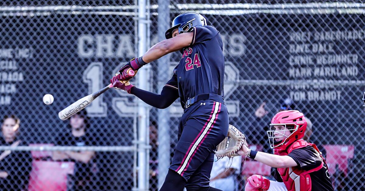 Quentin Young powers Oaks Christian baseball to victory in opener