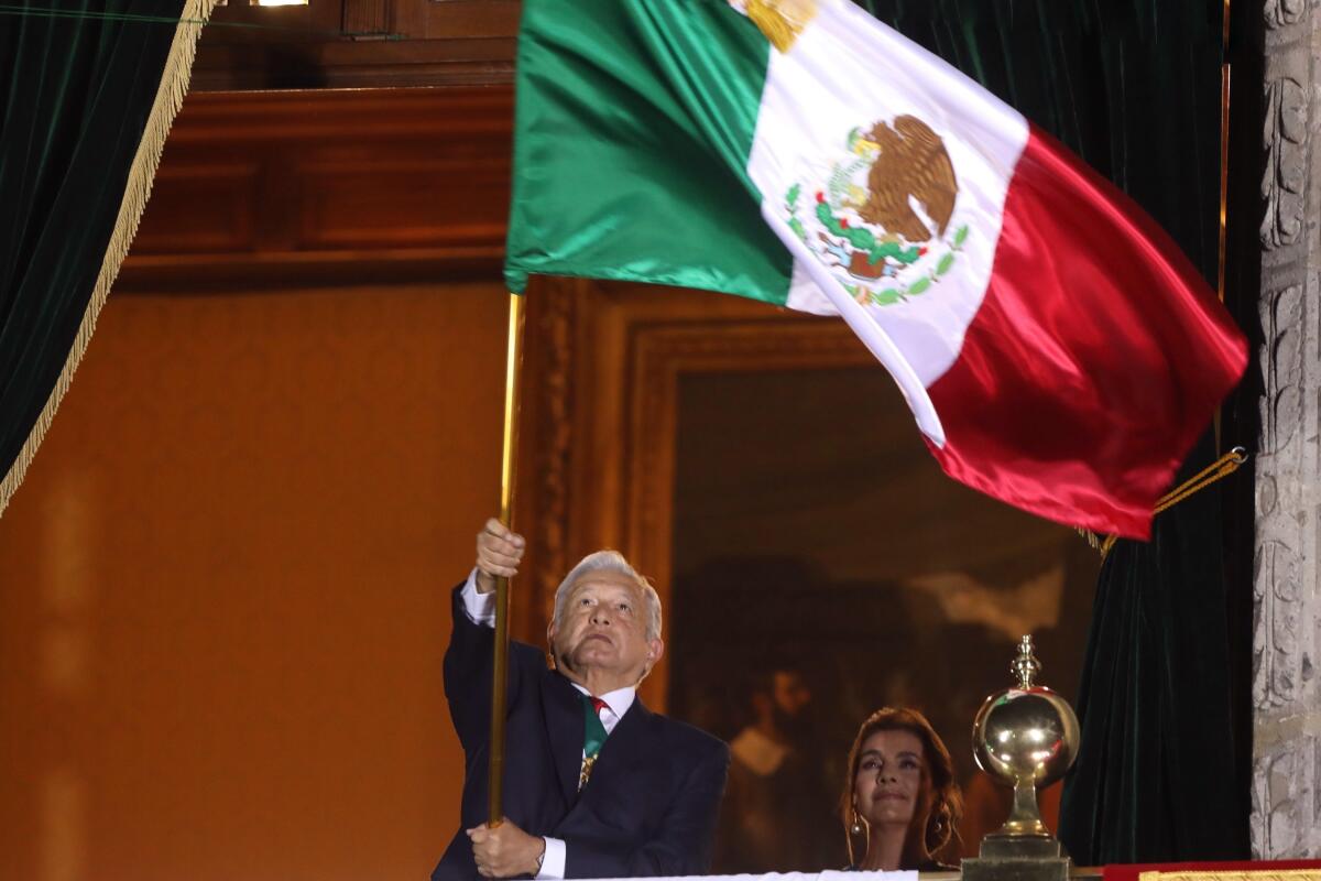 México celebra el Grito de Independencia sin ciudadanos en la plaza por la covid