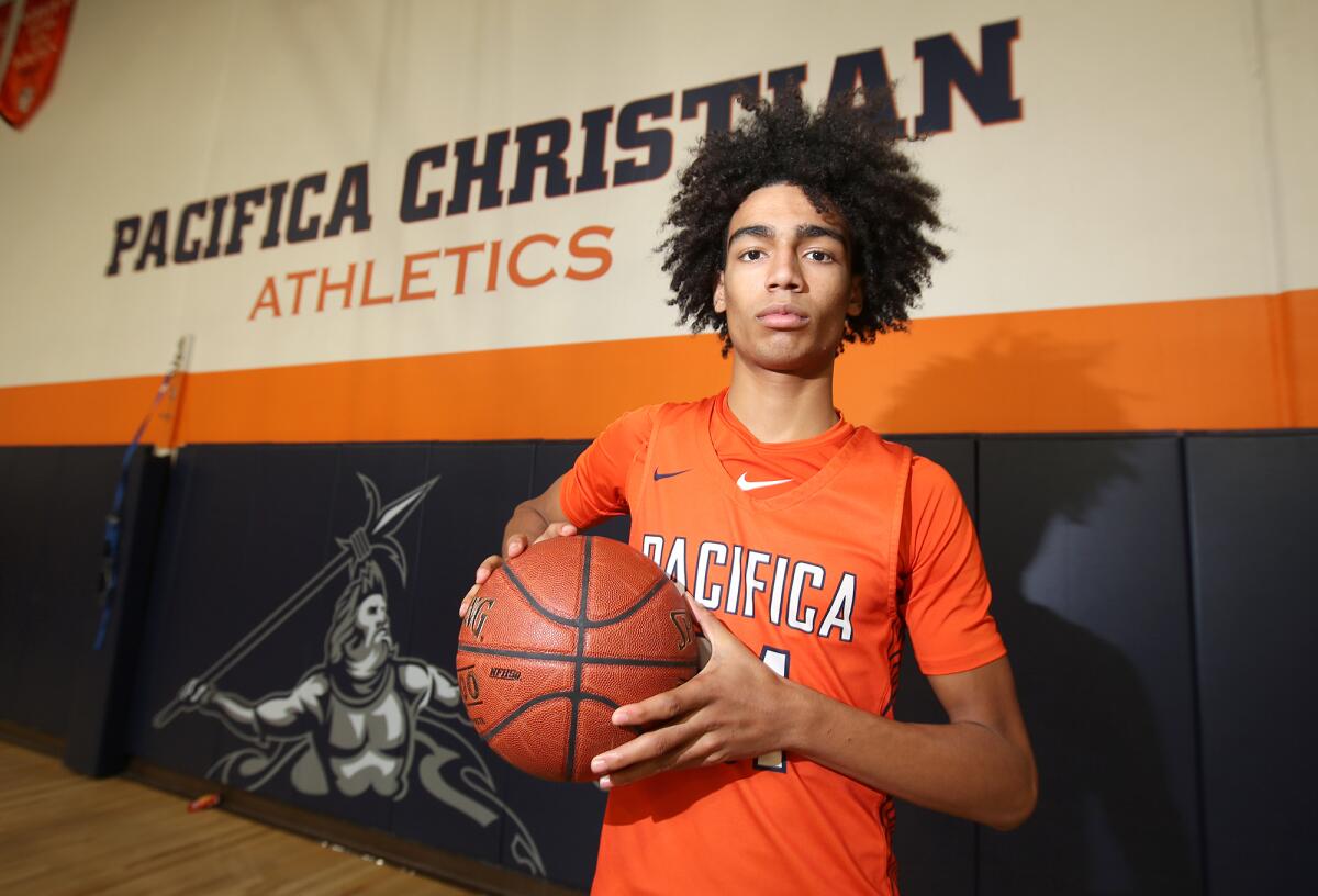 Pacifica Christian Orange County junior boys' basketball point guard Houston Mallette led the Tritons to the Corona del Mar Beach Bash title game and was an all-tournament team selection.