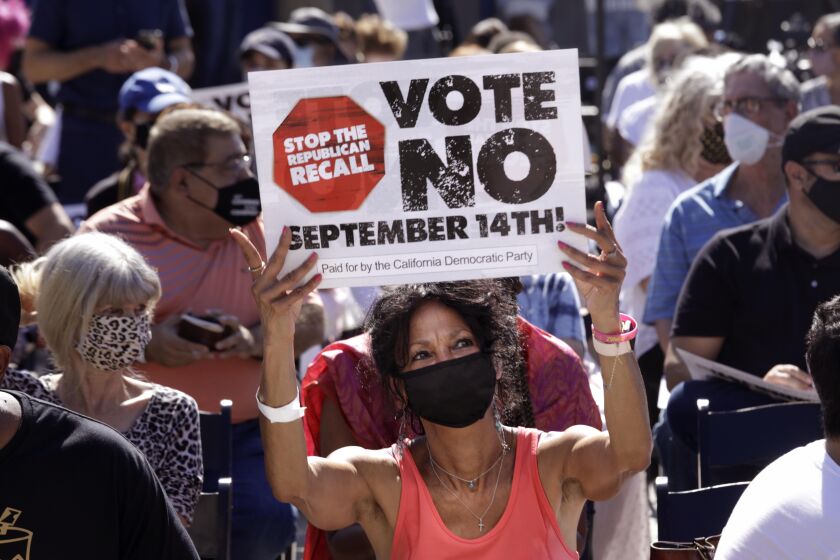 CULVER CITY, CA - SEPTEMBER 4, 2021 - A crowd attends a Vote No Against the Recall rally at Culver City High School on September 4, 2021.(Genaro Molina / Los Angeles Times)