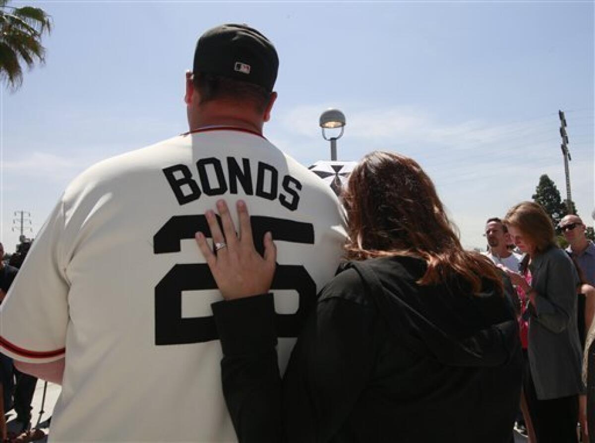 Photos: San Francisco Giants fans celebrate return to 'normalcy