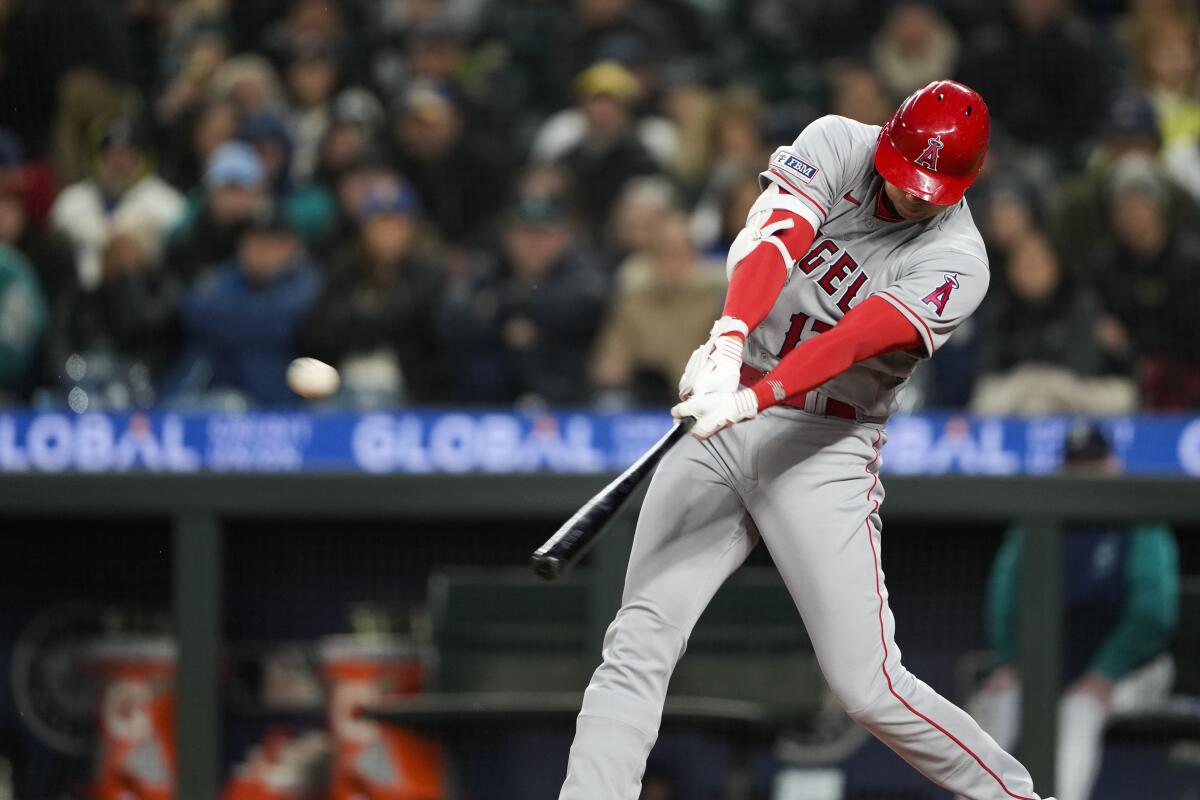 Shohei Ohtani shows improved hitting mechanics