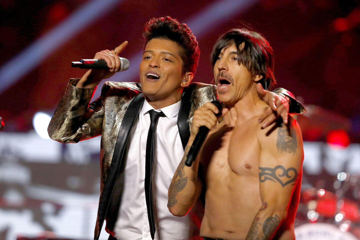 Bruno Mars featuring Red Hot Chili Peppers | 2014