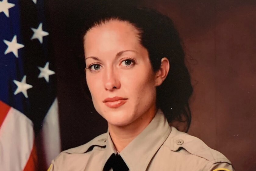 Funeral service held for sheriff's detective killed as she helped a person in need