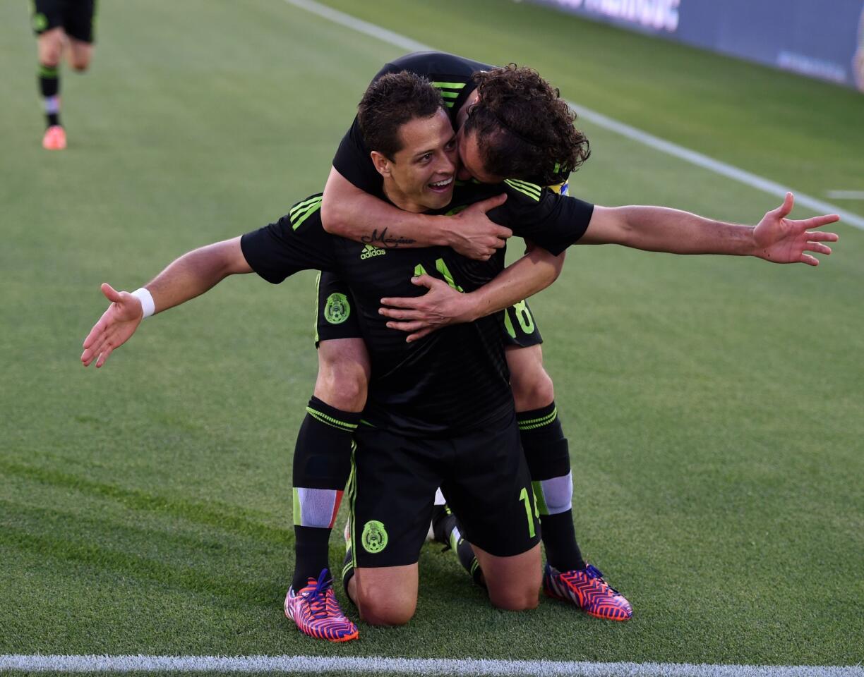 México vence a Ecuador en Los Ángeles